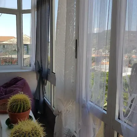 Romantica Fuga Con Vista Panoramica Sulla Citta Di Savona